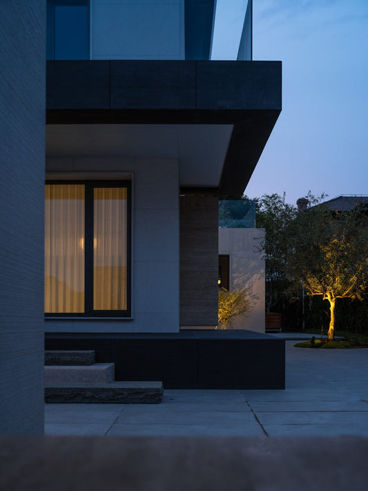 Controlling Light Across Double-Height Spaces