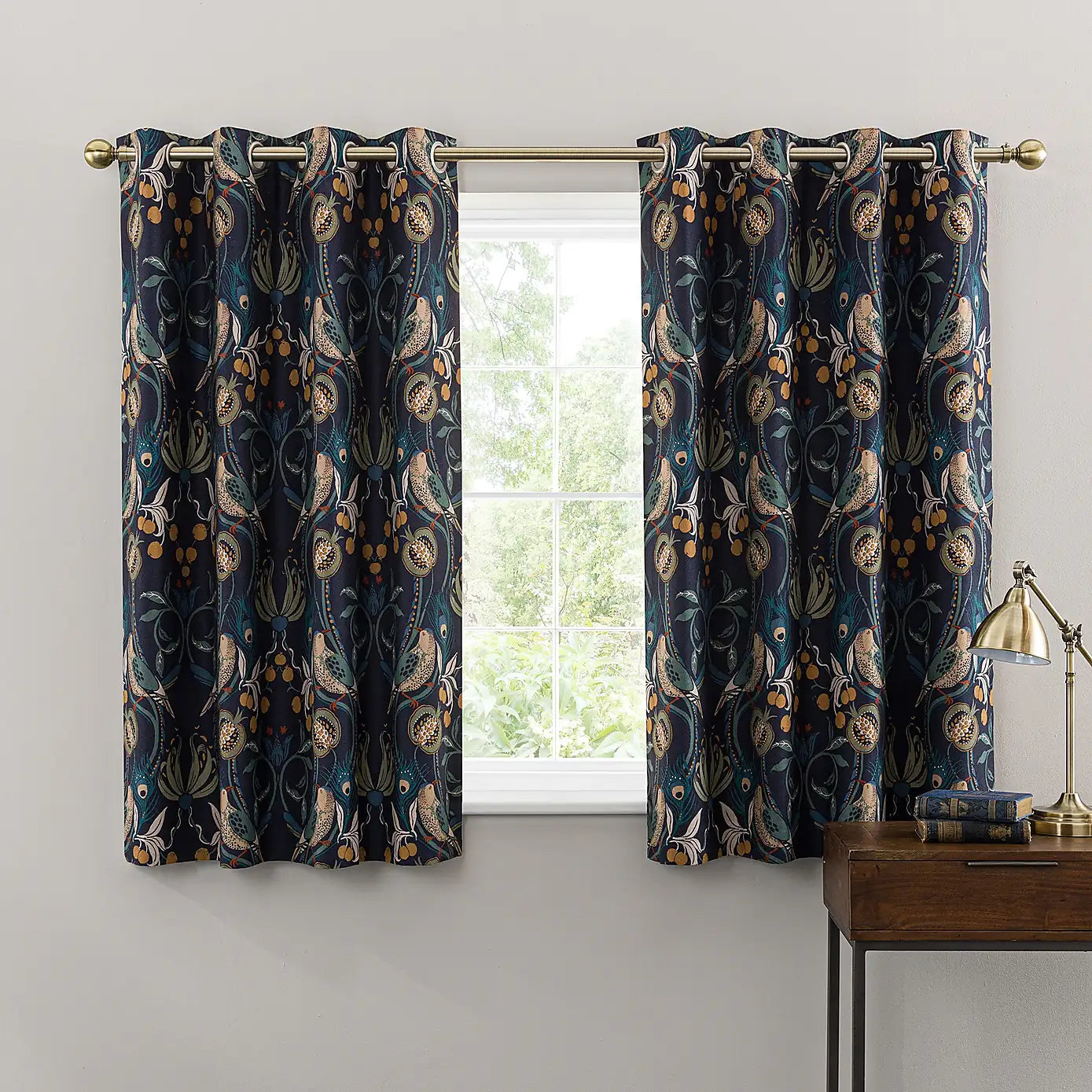 Peacock Print Darkening Curtain